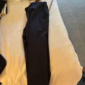 Theory Full Suit - Suit 38R, Pants: 32. Black/Navy